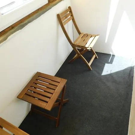 Ledek Apartment *